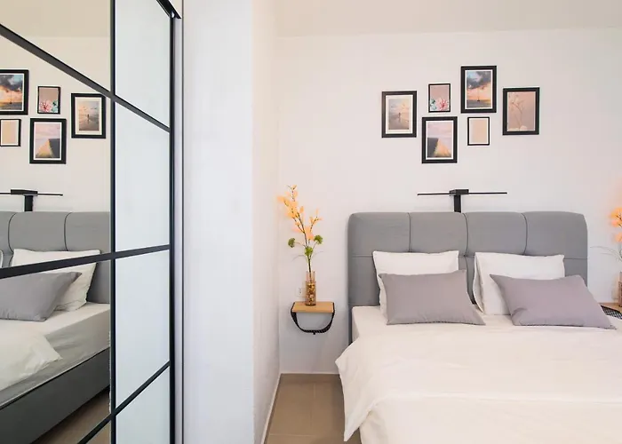 Appartement Mares 2 *